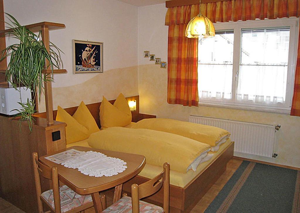 Gaestehaus Steiner Tröpolach Стая снимка